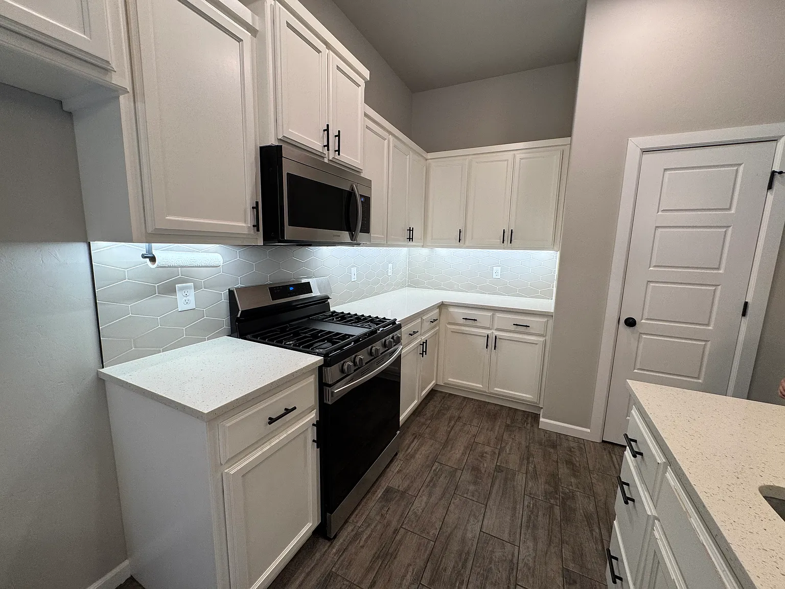 3 bed, 1722 sqft, $1,850 — Photo 4