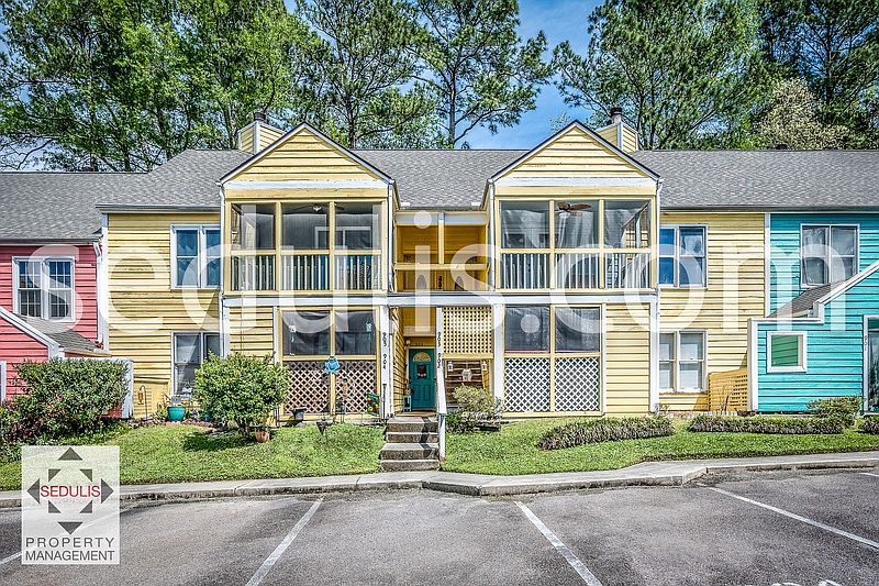 1st image of 903 Peacock Pl #1