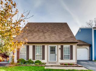 3S135 Briarwood Dr, Warrenville, IL