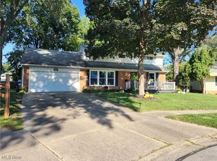 3413 Kendall Cir, Cuyahoga Falls, OH 44221