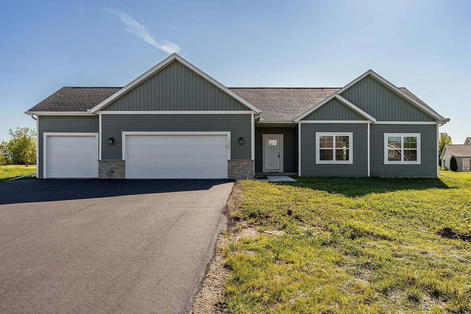 15551 Finley Way photo 1