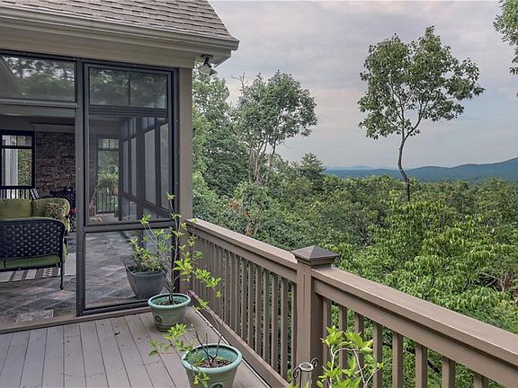 2nd image of 188 Bluestern Dr SE