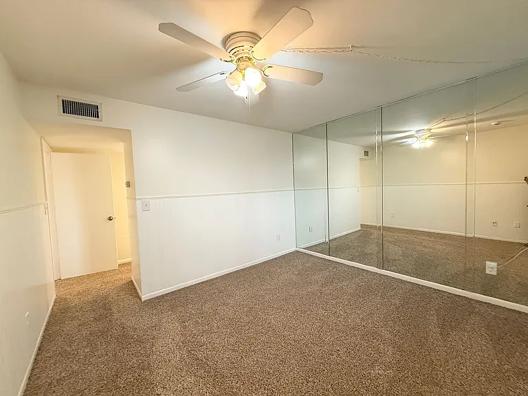 775 N Village Lake Dr #208 — Photo 8