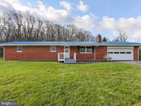 18029 Northwestern Tpke, Elk Garden, WV 26717