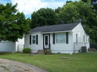 31921 Geneva Rd, Salem, WI 53168