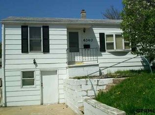 6340 Charles St, Omaha, NE 68104