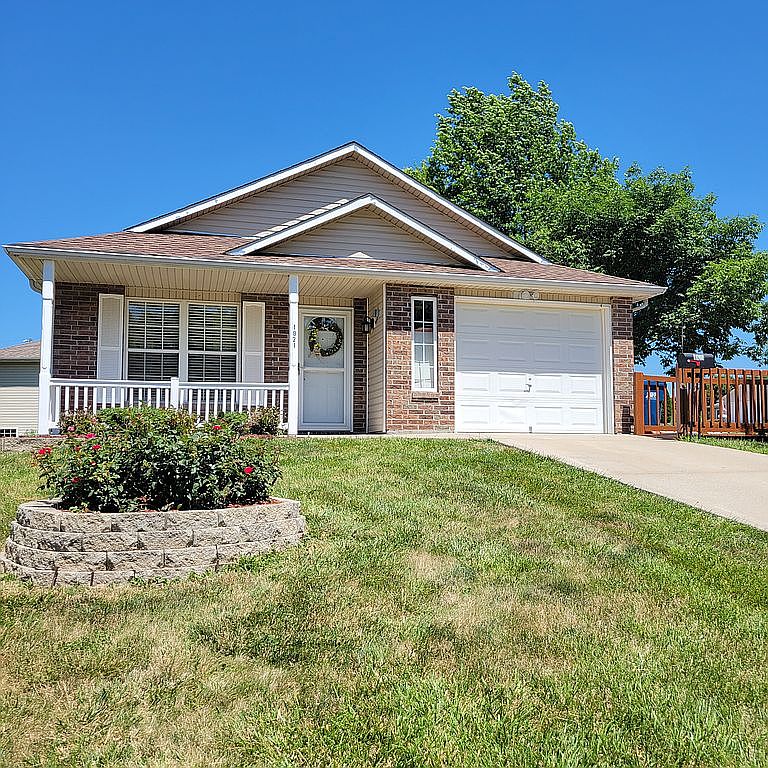 1821 S Whitney Dr, Independence, MO 64057 Zillow