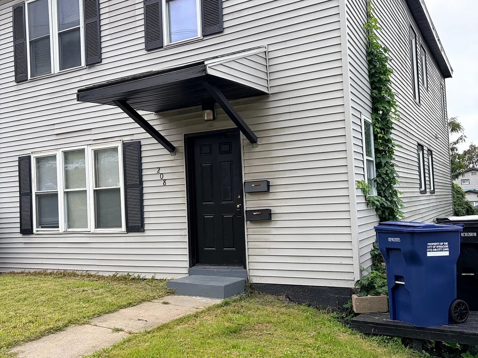 208 Westcott St — Photo 1