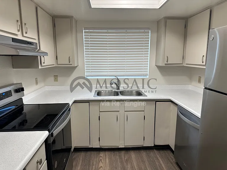 3035 W Shedd Rd #1 — Photo 1