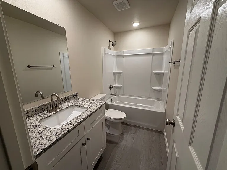 1300 Bajada St — Photo 14