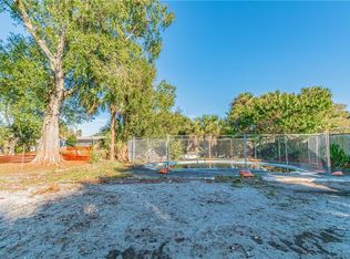 5807 Sussex Dr, Tampa, FL 33615