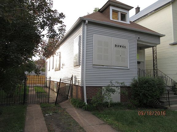 2nd image of 8330 S Marquette Ave