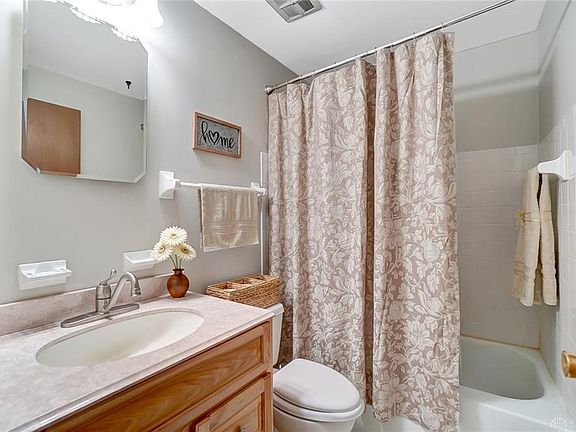 5th image of 7454 Cedar Knolls Dr
