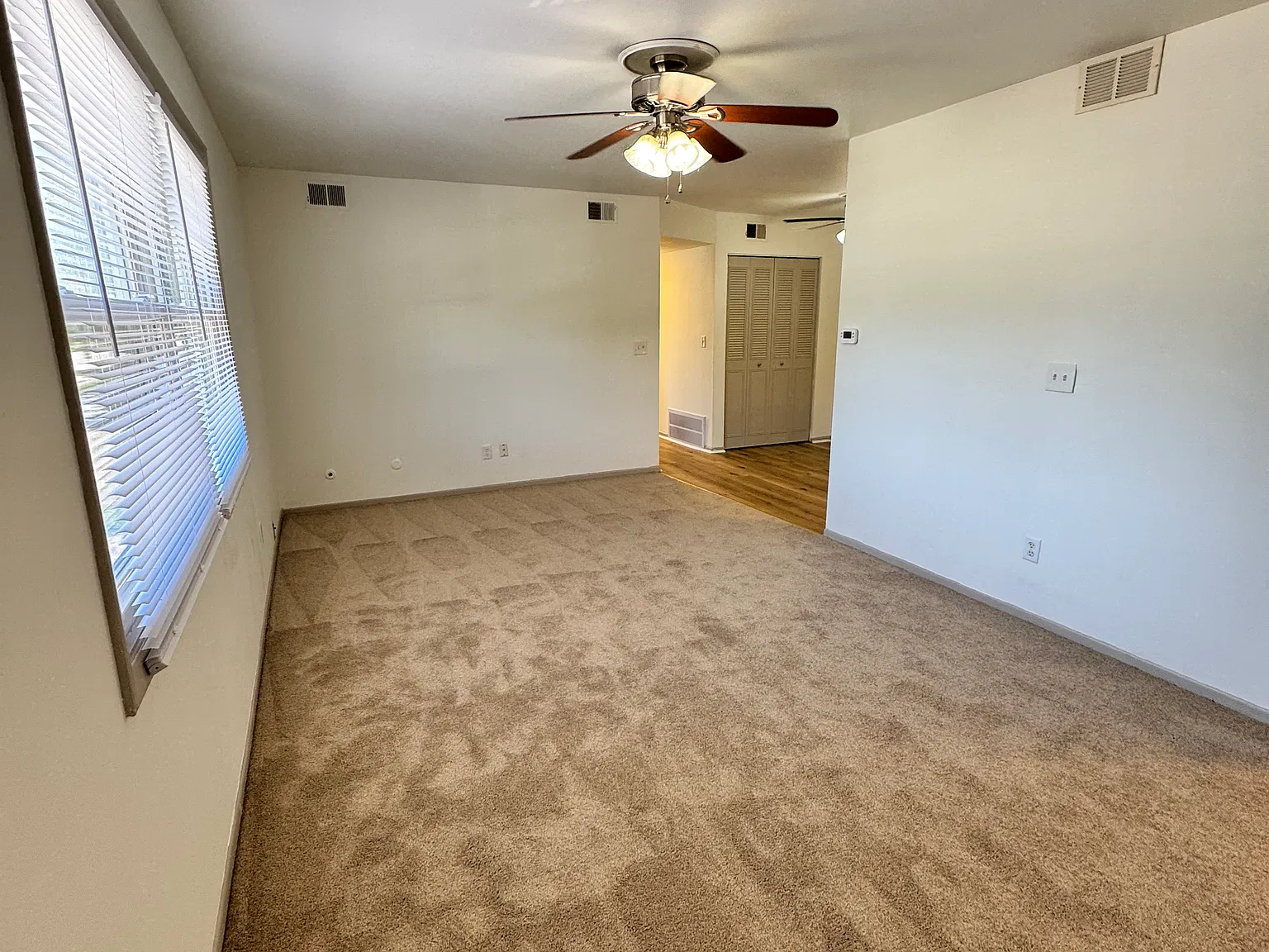 2 bed, 800 sqft, $875 — Photo 3