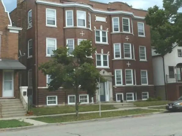 1690 N Marshall St, Milwaukee, WI 53202