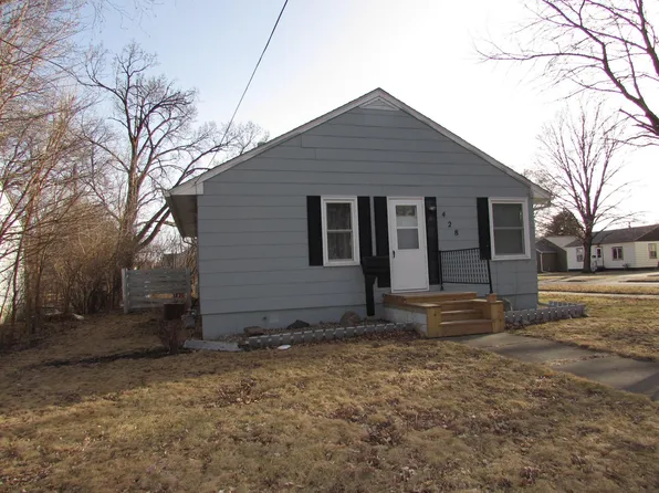 428 E 11th St, Fairmont, MN 56031