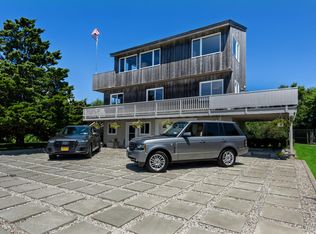 16 The Fairway, Oak Beach, NY 11702