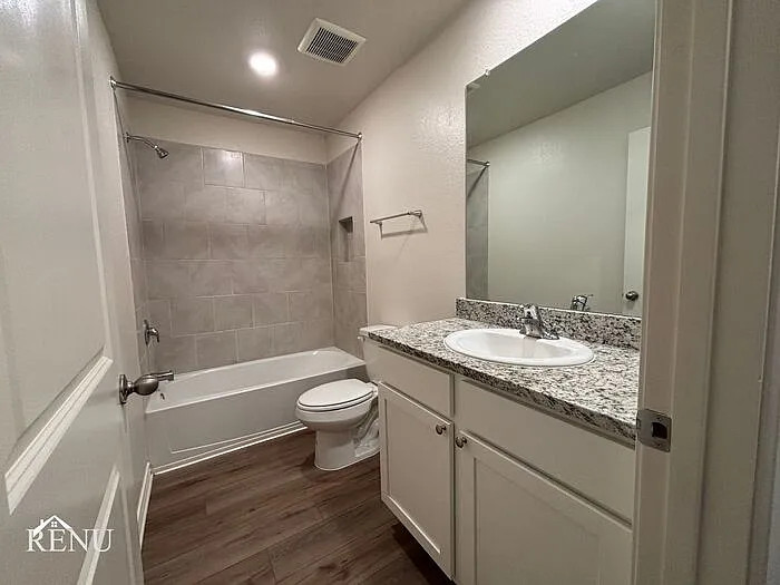 132 Stratton Ln — Photo 13