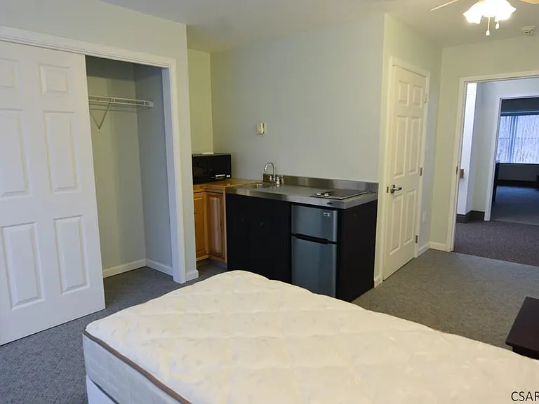 13 1st St #1 — Photo 16