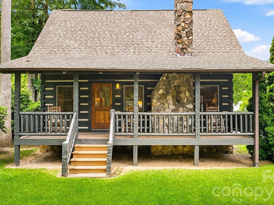 1st image of 18 Rachels Cir