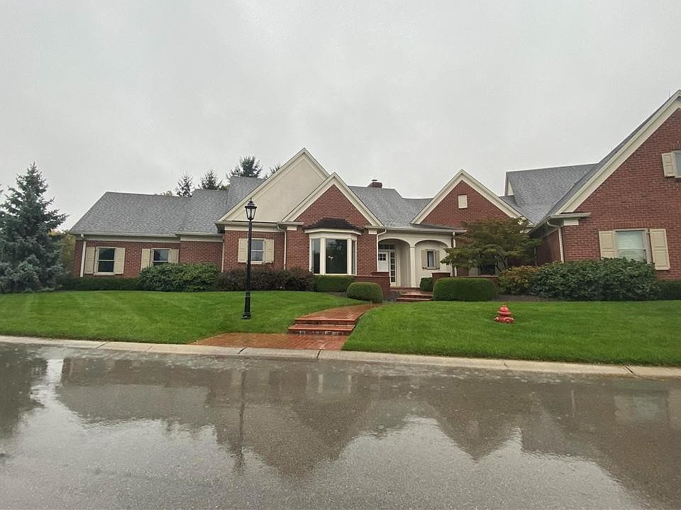 7975 Beaumont Green West Dr Indianapolis IN 46250 Zillow