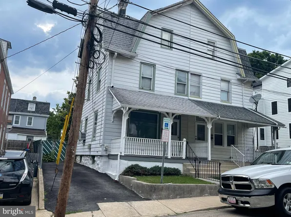 42 Prospect Ave, Bryn Mawr, PA 19010