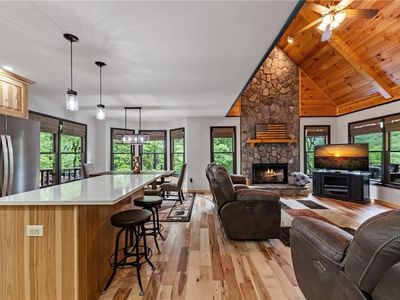 947 Mountain Oak Rd, Ellijay, GA, 30536