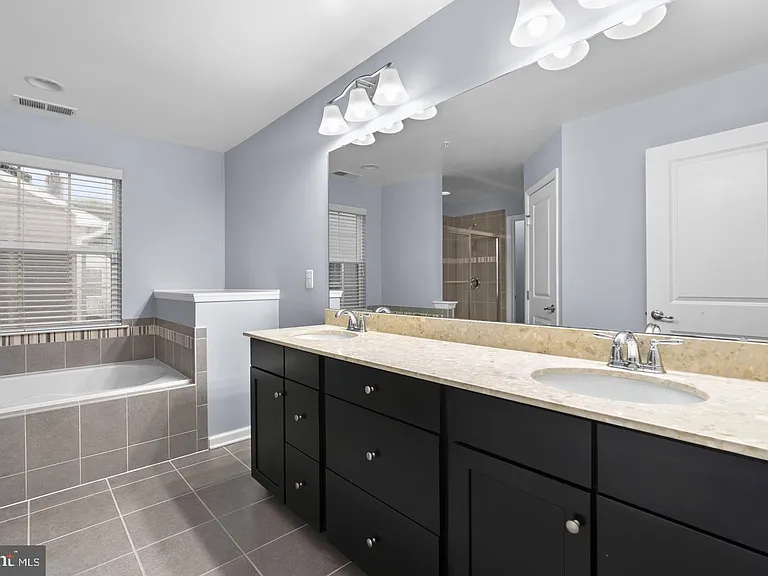 4986 Windpower Way — Photo 28