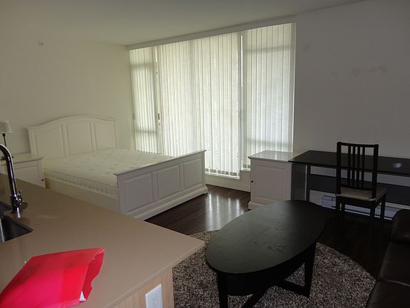 4th image of 4818 Eldorado Mews #321