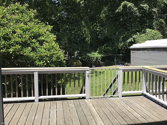 E64B18DD-87BB-409E-9EFB-BDD7F55739FC