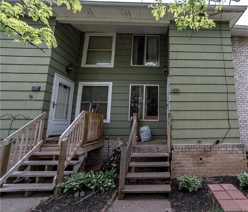 1st image of 70 Parkwood Ln