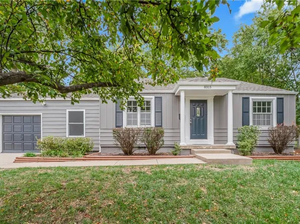 8315 Foster St, Overland Park, KS 66212