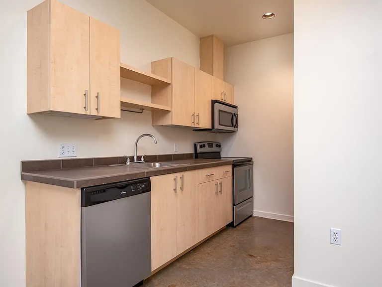 Move the House — Photo 10