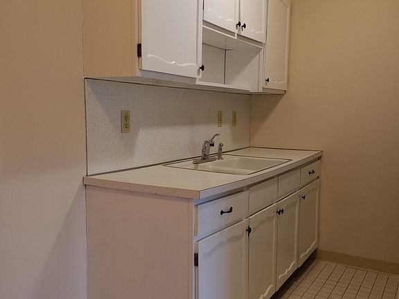 3rd image of 8340 Fremont Ave S #305