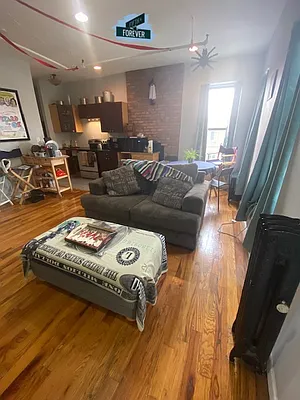 Rented by Fifth & Forever LLC | media 27