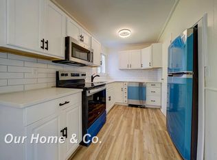 6072 Center Rd, Traverse City, MI 49686