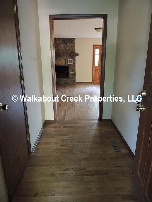 3 bed, 1188 sqft, $1,350 — Photo 3