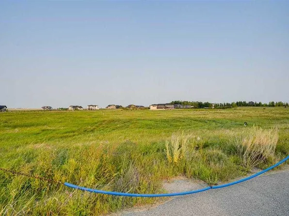 47 Calterra Estates Dr, Rocky View County, AB T4B 3P4