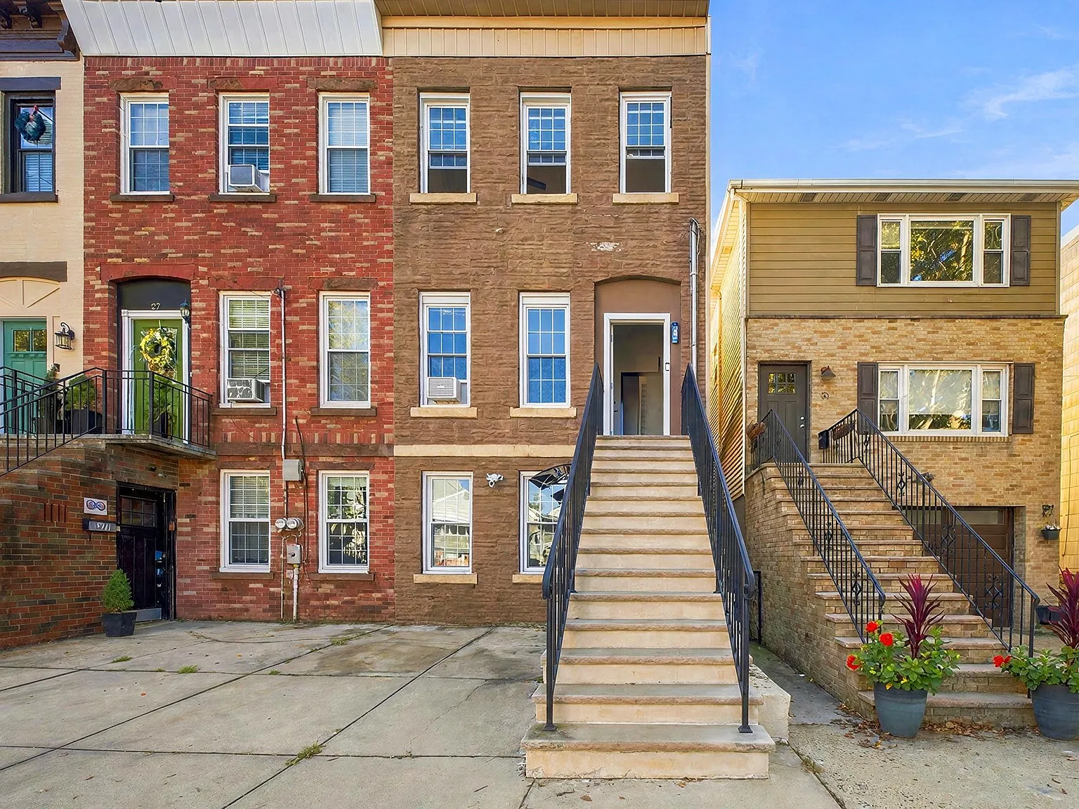 1 bed, 1.0 bath, $2,800 — Photo 2