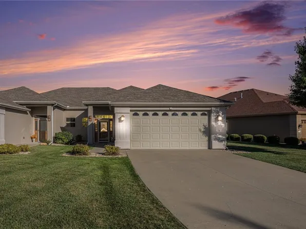 732 Coving Ct, Lawrence, KS 66049