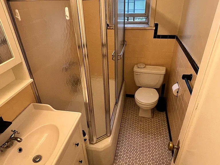48-18 43rd St #6C — Photo 15
