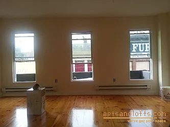 Rented by aptsandlofts.com