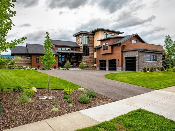 3068 River Lakes Dr, Whitefish, MT 59937