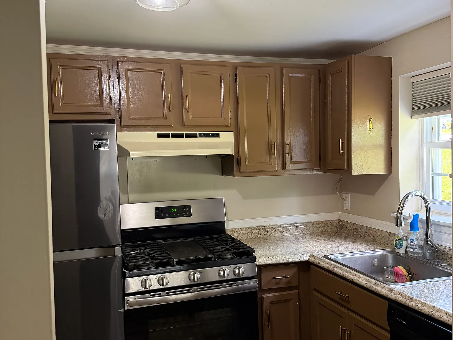 2 bed, 960 sqft, $2,500 — Photo 2