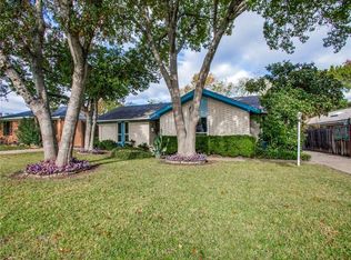 8135 Woodhue Rd, Dallas, TX 75228