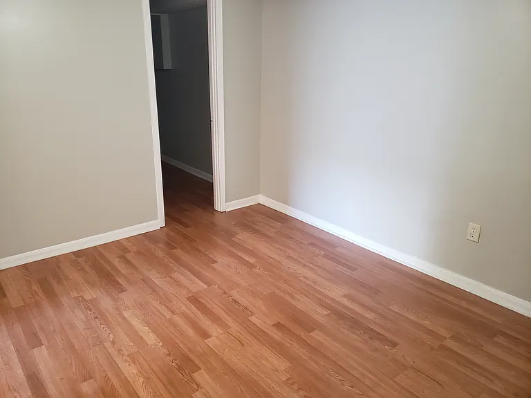 2740 Miles Cir #D — Photo 10