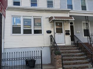 6020 60th St, Flushing, NY 11378
