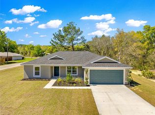 22 Malauka Run Ln, Ocklawaha, FL 32179