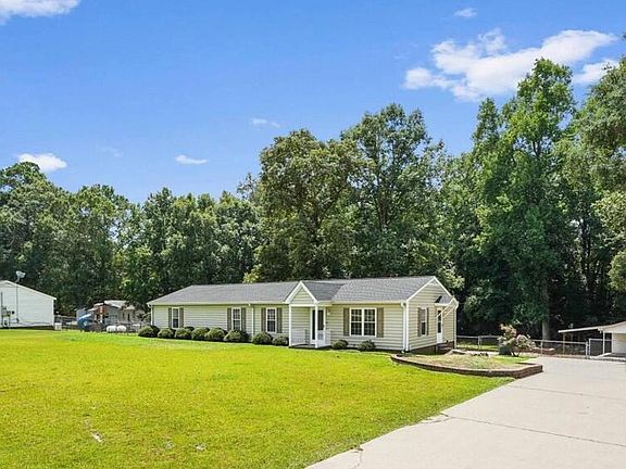 3rd image of 204 Wanda Drive