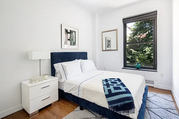 Sold by Sotheby's International Realty | media 6